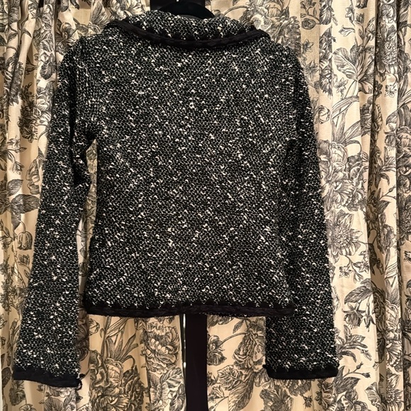 Cute Coco Chanel inspired. XS petite. Cream and black - Picture 2 of 6